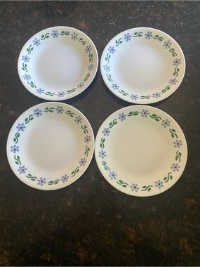 Corelle Cottage Inn 6.75” Plates - Set of 4